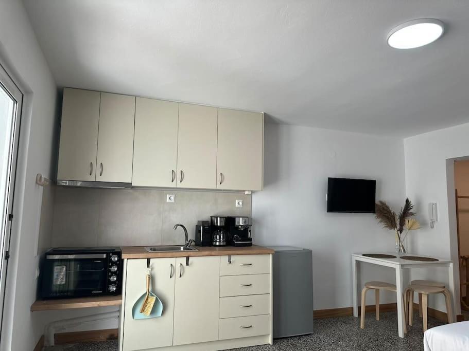 Mk City Apartment Near Dowtown Heraklion  Екстер'єр фото